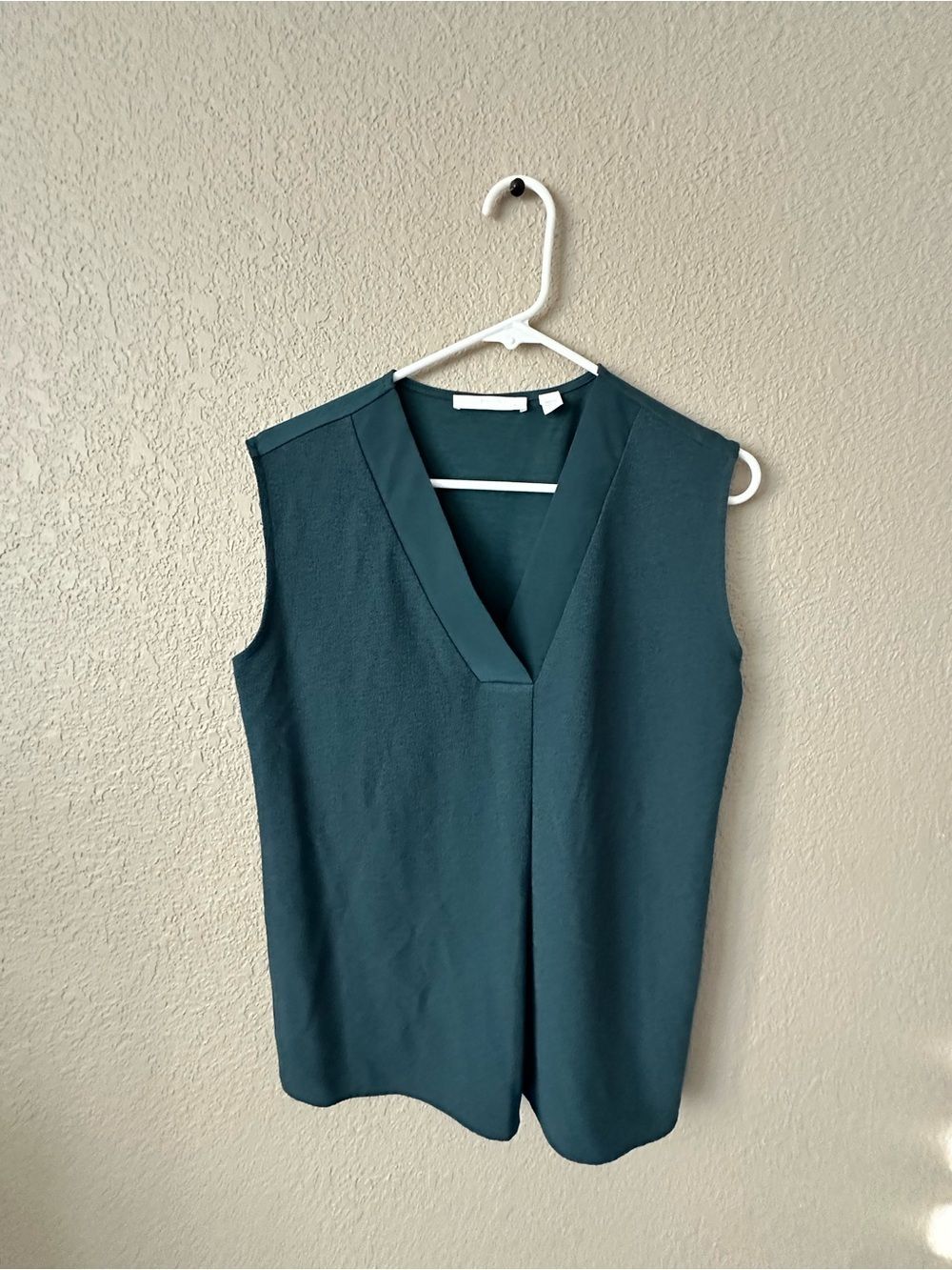 Boss Sleeveless V-Neck Top Women’s M Teal Dark Green